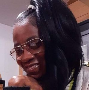 Meet your Posher, Monique